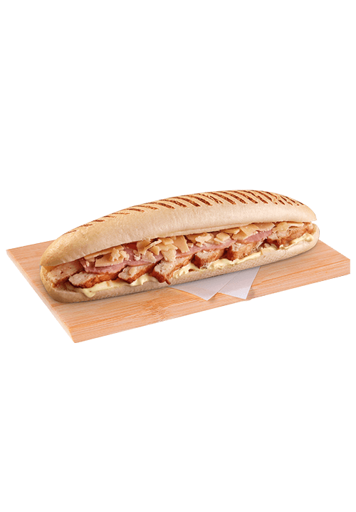 Panini με κοτόπουλο, μπέικον, παρμεζάνα, caesars σως