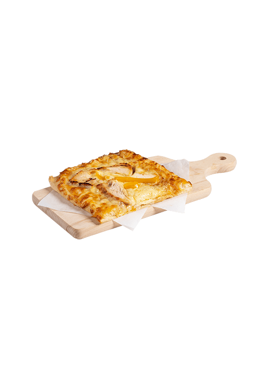 Pizza with chicken and bbq sauce