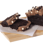 Cakebomb σοκολάτας με κρέμα τυριού και πραλίνα