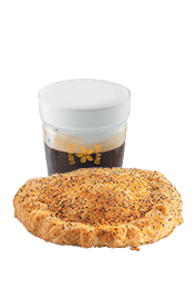 Freddo Cappuccino 12oz & Χειροποίητη Πίτα με γραβιέρα Κρήτης & κομμάτι χοιρινού φιλέτου