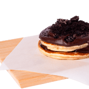 Pancakes με πραλίνα φουντουκιού και μπισκότο oreo