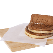 Pancakes με speculoos κρέμα και μπισκότο lotus