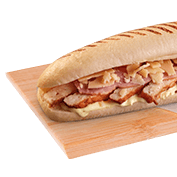 Panini με κοτόπουλο, μπέικον, παρμεζάνα, caesars σως