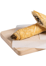 Spring roll toasted with cheese and spinach