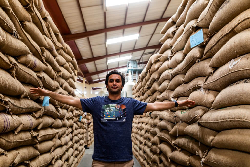 sacks_of_coffee_man_ethiopia