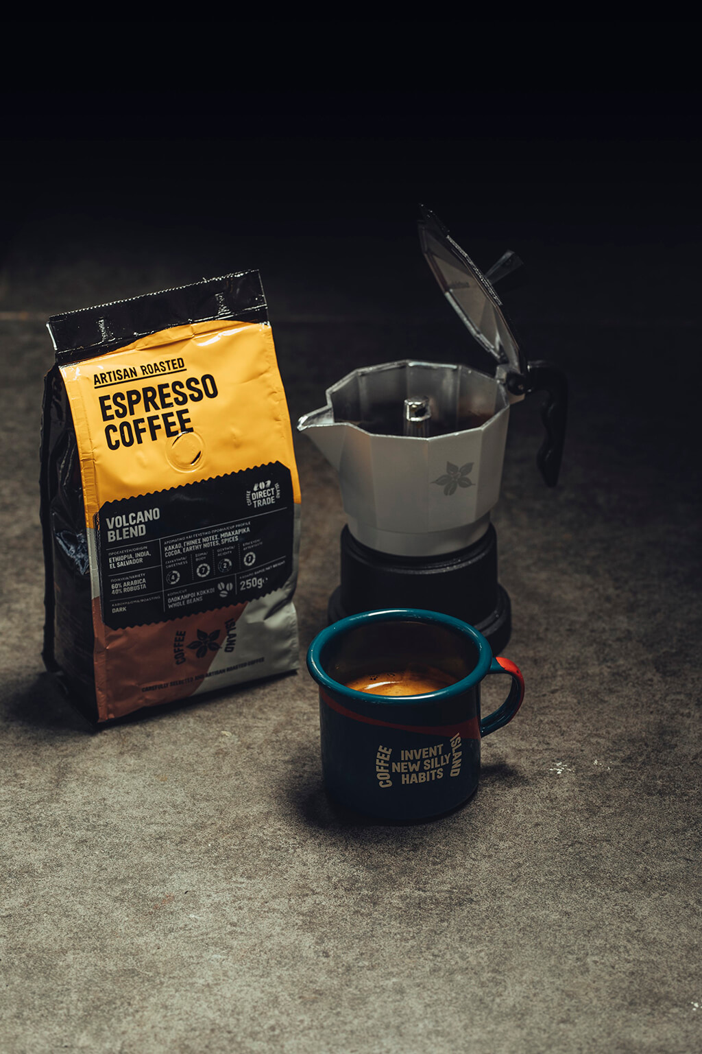 Coffee Island's espresso coffee package, espresso moka machine and mug
