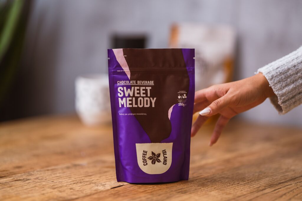 Espresso Freddo + Πίτσα σκεπαστή special + Νερό 0,5L